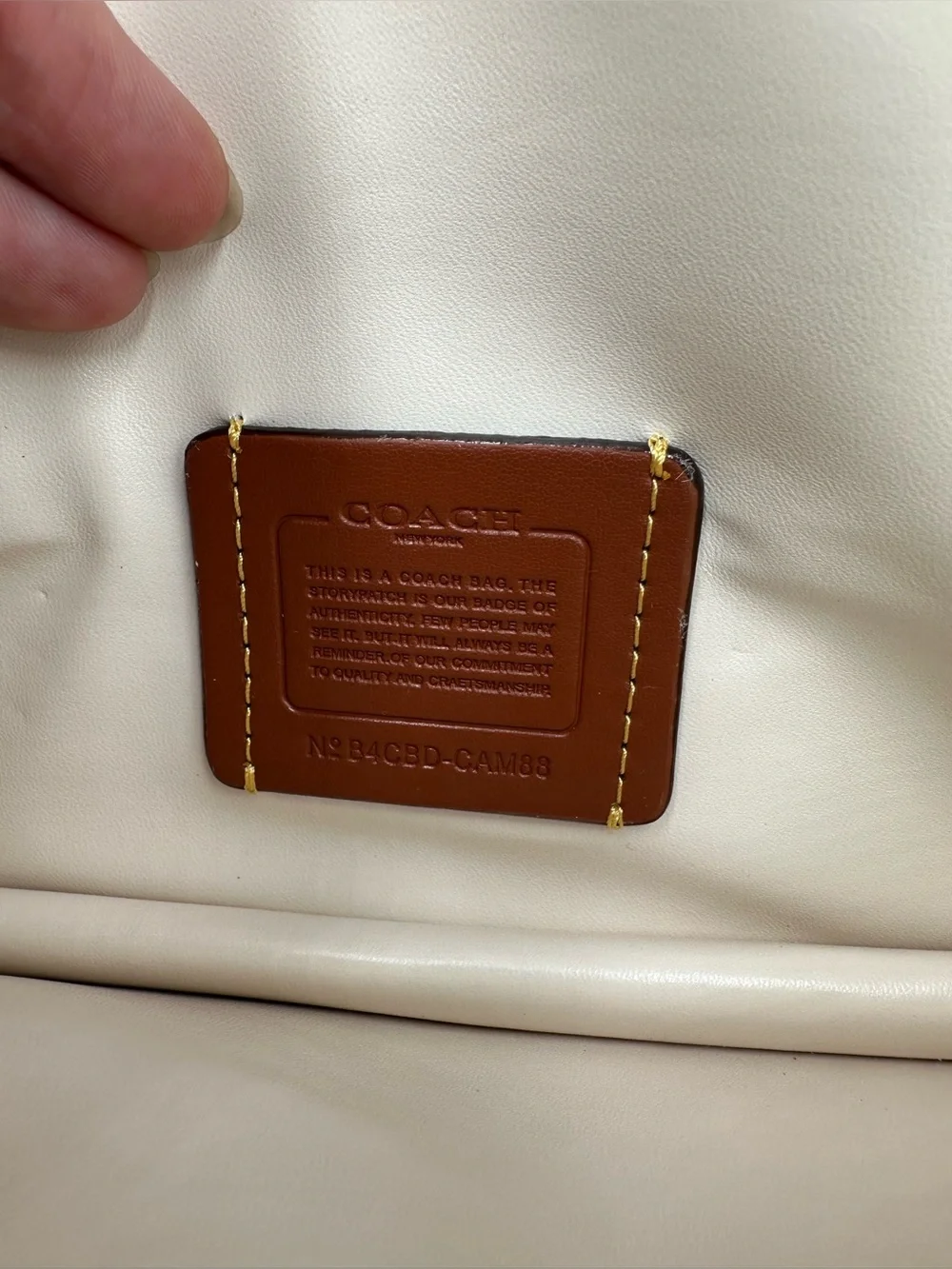 Limited Coach Tabby 20 Shoulder Bag Chalk White Leather Tonal C Hardware CAM8